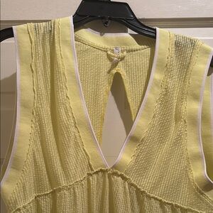 Yellow Sleeveless V-Neck Top
